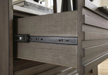 Load image into Gallery viewer, Arkenton King Bedroom Set