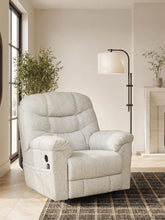 Load image into Gallery viewer, Linenfield Recliner