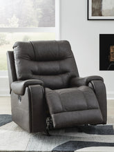 Load image into Gallery viewer, Femley Recliner