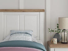 Load image into Gallery viewer, Savonport Bed