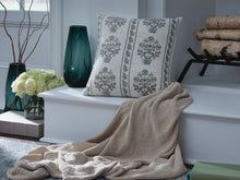 Load image into Gallery viewer, Paulmour Pillow (Set of 4)