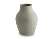 Load image into Gallery viewer, Baychester Vase