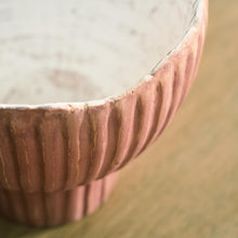 Load image into Gallery viewer, Orban Vase