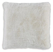 Load image into Gallery viewer, Gariland Pillow (Set of 4) image