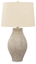 Load image into Gallery viewer, Layal Table Lamp image