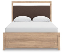 Load image into Gallery viewer, Kinlanni Upholstered Bed