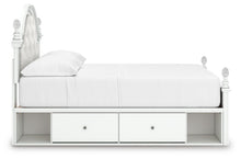 Load image into Gallery viewer, Kozlani Upholstered Bed