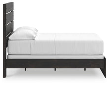 Load image into Gallery viewer, Hollivern Bed