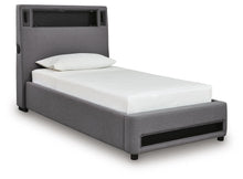 Load image into Gallery viewer, Verishaw Upholstered Bed