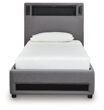 Load image into Gallery viewer, Verishaw Upholstered Bed