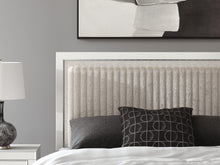 Load image into Gallery viewer, Zuraleus Bed