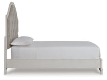 Load image into Gallery viewer, Blendon Queen Upholstered Bed