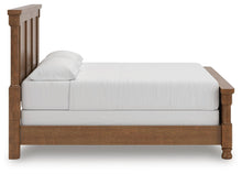 Load image into Gallery viewer, Rowlenstown Bed
