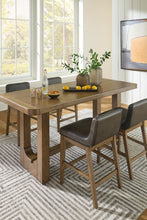 Load image into Gallery viewer, Cabalynn Dining Room Set