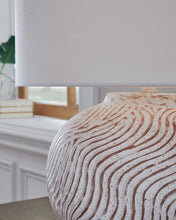 Load image into Gallery viewer, Vien Table Lamp
