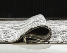 Load image into Gallery viewer, Glennisman Large Rug