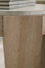 Load image into Gallery viewer, Guystone Table (Set of 3)