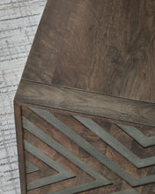 Load image into Gallery viewer, Dreggan End Table