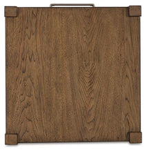 Load image into Gallery viewer, Cabalynn Occasional Table Set