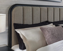 Load image into Gallery viewer, Rowanbeck Upholstered Bed