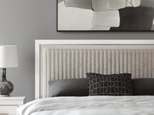 Load image into Gallery viewer, Zuraleus Bed