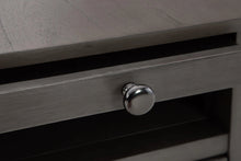 Load image into Gallery viewer, Treytown Chairside End Table