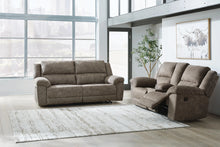 Load image into Gallery viewer, Laresview Living Room Set