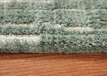 Load image into Gallery viewer, Cayworth Rug Large
