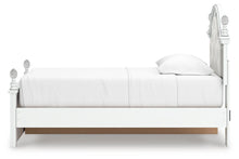 Load image into Gallery viewer, Kozlani Upholstered Bed
