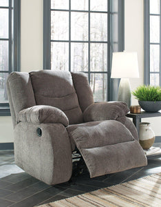 Tulen Recliner - 46 Furniture and Mattress Gallery