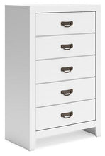 Load image into Gallery viewer, Binterglen Chest of Drawers
