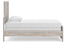 Load image into Gallery viewer, Broachmyn Bed
