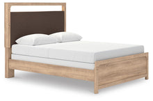Load image into Gallery viewer, Kinlanni Bedroom Set
