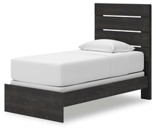 Load image into Gallery viewer, Hollivern Bed
