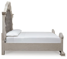 Load image into Gallery viewer, Bruchandi Upholstered Bed
