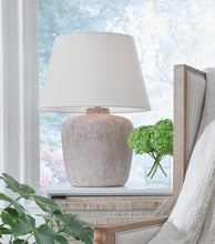 Load image into Gallery viewer, Danry Lamp Set
