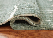 Load image into Gallery viewer, Cayworth Rug Large
