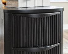 Load image into Gallery viewer, Camdill Chairside End Table
