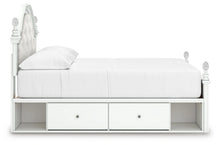 Load image into Gallery viewer, Kozlani Upholstered Bed
